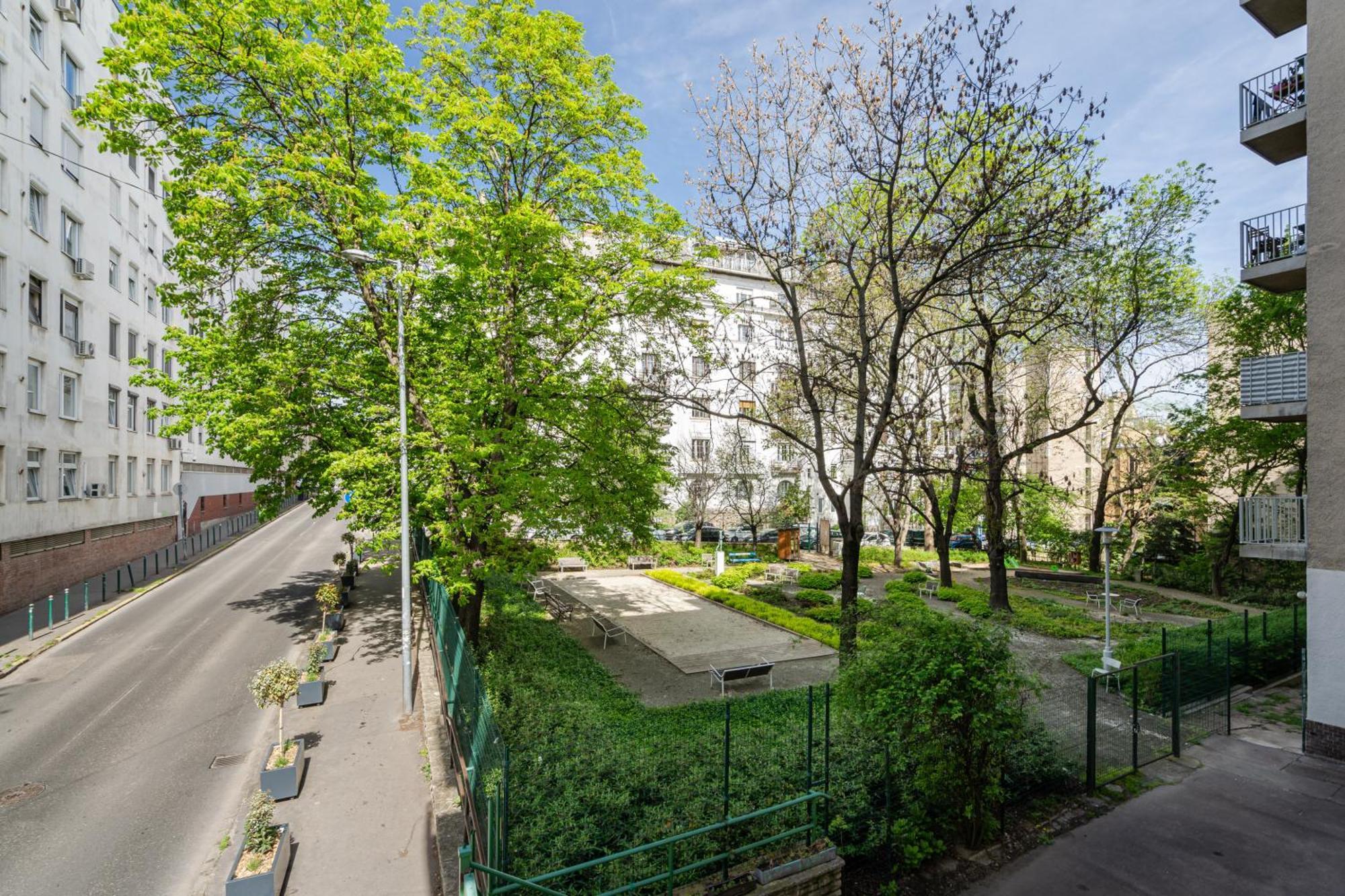 Luxe Living Apartment Budapest Exterior photo